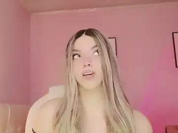 Stripchat Free Porn Cam of EvaEvangeline