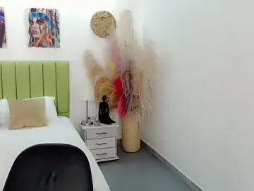 Stripchat Live Sex Cam of charlotte1_sweet