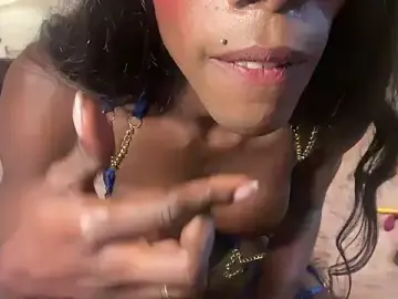 Stripchat Live Porn of Luana_26