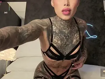 Stripchat Live Sex of belllbonniie