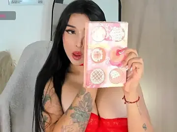 Stripchat Adult Webcam of hollyprincess_2