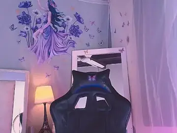 Stripchat Live Sex of Emily_Castillo_1