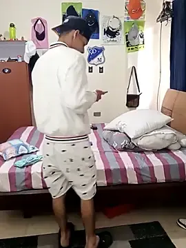 Stripchat Sex Cam of baby_22cm