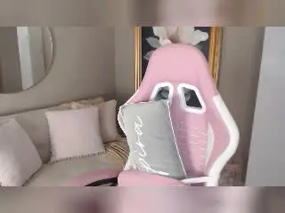 Xlovecam Watch Live Sex Cams of CandyBodyTs