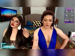 Xlovecam Adult Webcam of InsatiableQueensX