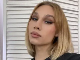 Xlovecam Adult Webcam of KatalaYeya