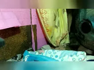 Xlovecam Live Sex Cam of SpicyClaudyTS