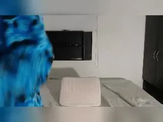 Xlovecam Watch Live Sex Cams of EllieCherry