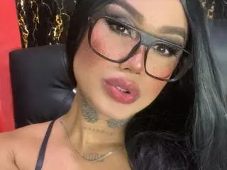 Xlovecam Adult Video Chat of DannikaSaenz