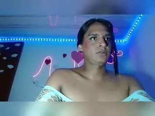 Xlovecam Live Sex of IdiiaLatina