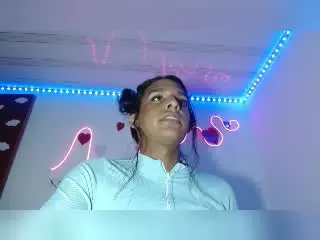 Xlovecam Live Porn of IdiiaLatina