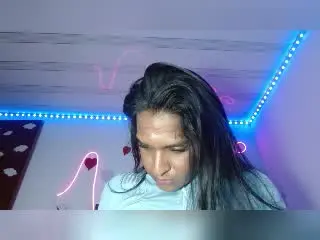 Xlovecam Sex Cam of IdiiaLatina