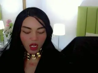 Xlovecam Nude Webcam of CharlotteSweetX