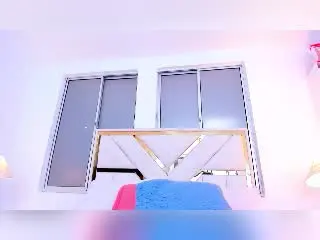 Xlovecam Live Porn of SilvanaCastro