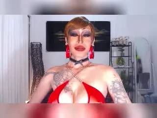 Xlovecam Adult Webcam of QueenOfMajestique