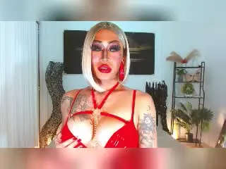 Xlovecam Live Sex Cam of QueenOfMajestique