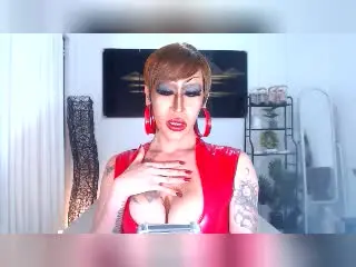 Xlovecam Sex Cam of QueenOfMajestique